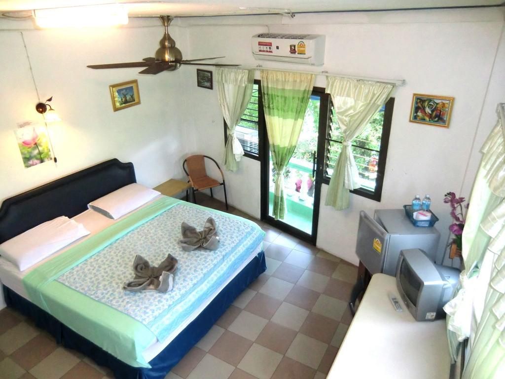 Residence House Trat Room photo
