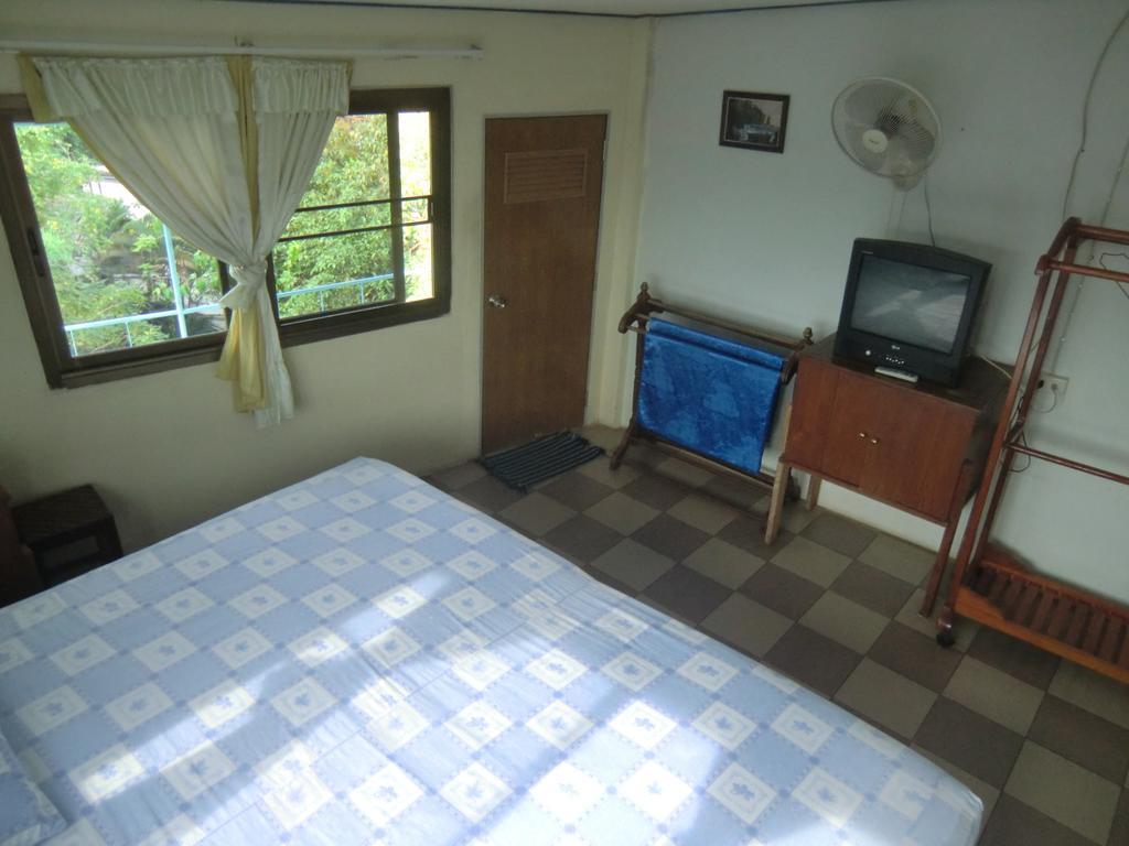 Residence House Trat Room photo