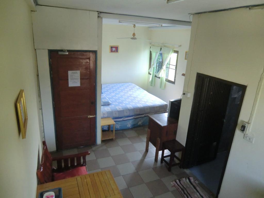 Residence House Trat Room photo